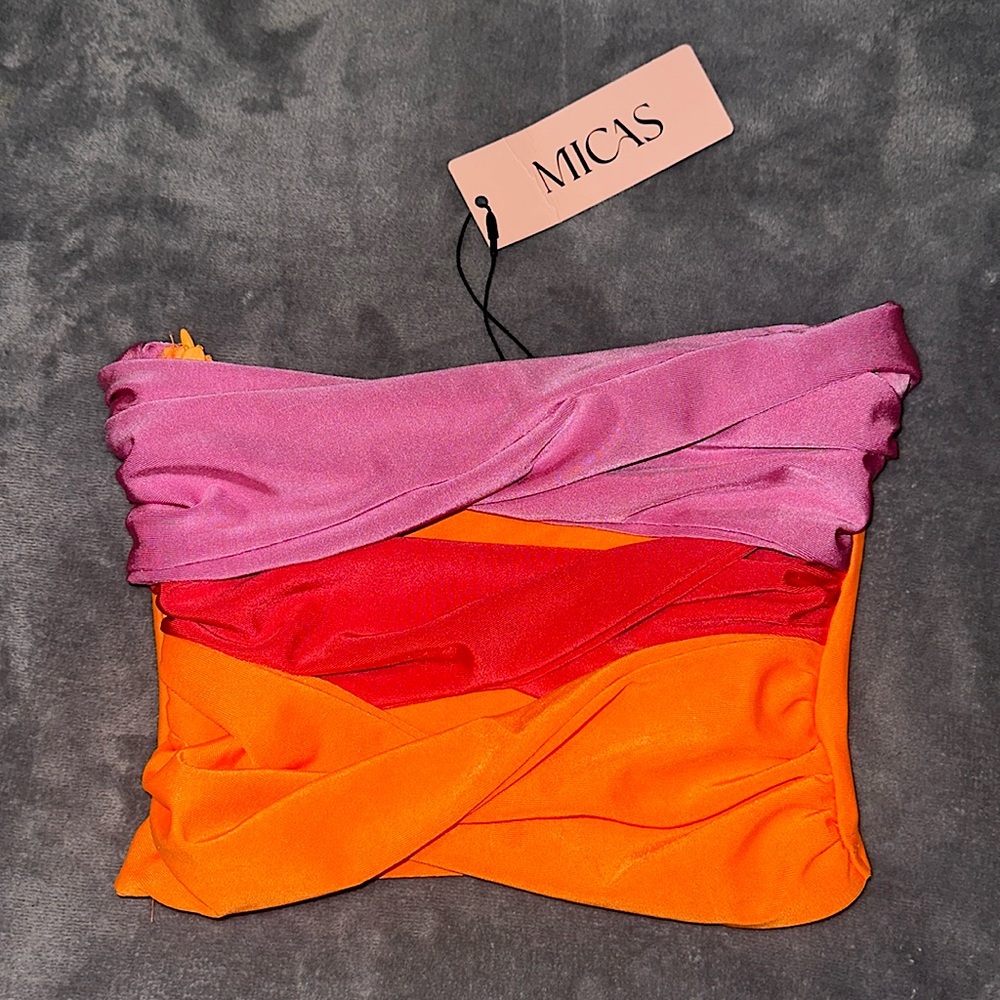 Contrast Twisted Front Tube Top
